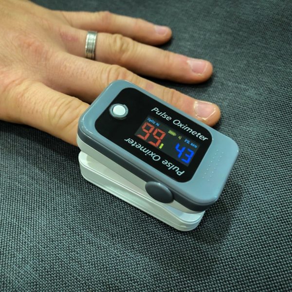 Medical Grade Finger Pulse Oximeter Blood Oxygen Saturation Monitor Heart Rate